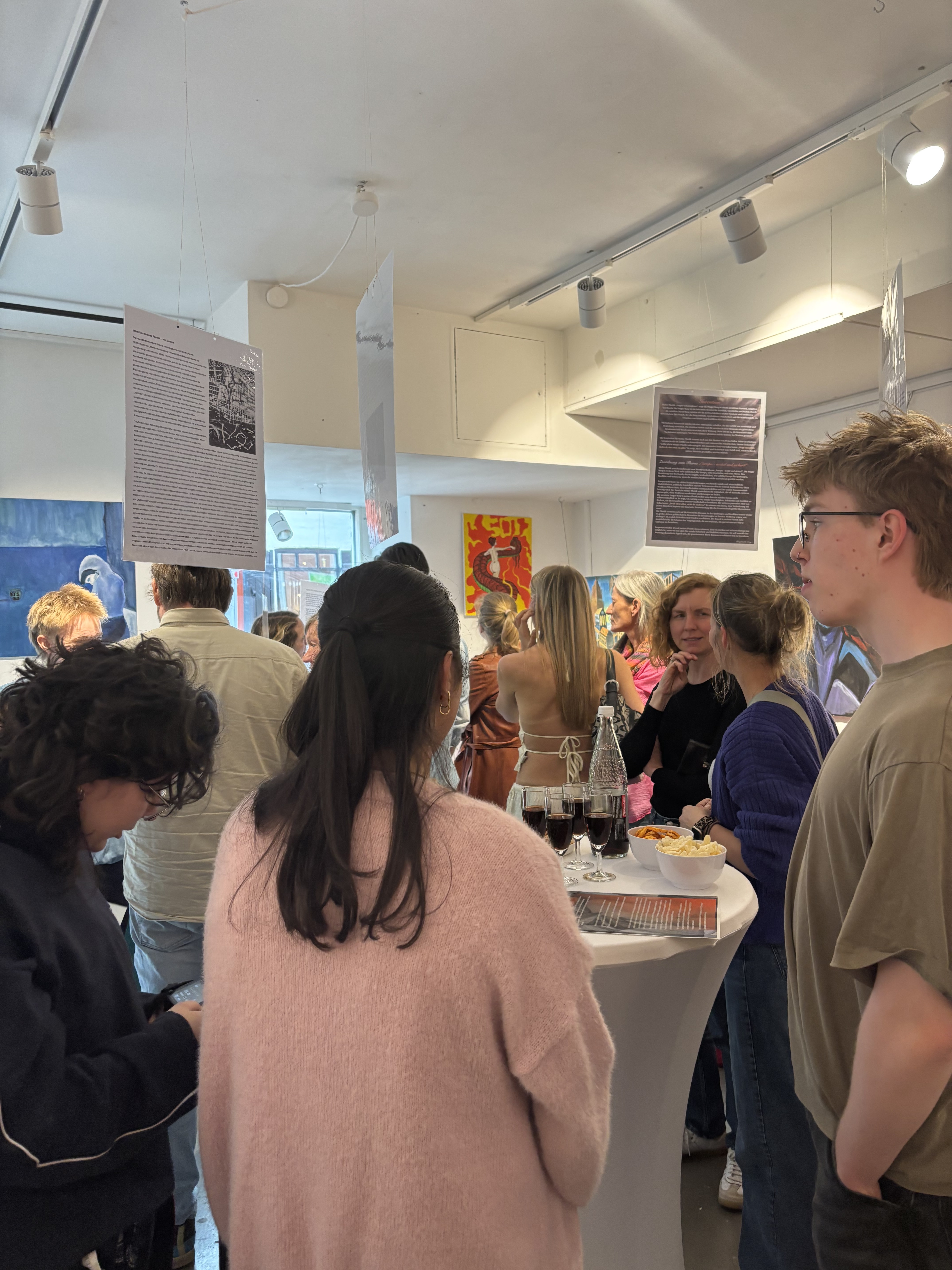 gallery1